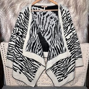Vintage Y2K 36 Point 5 Zebra Cardigan